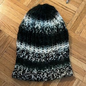 Knitted beanie